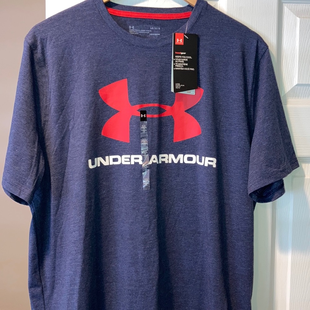 Under armour mens t-shirt; size: large